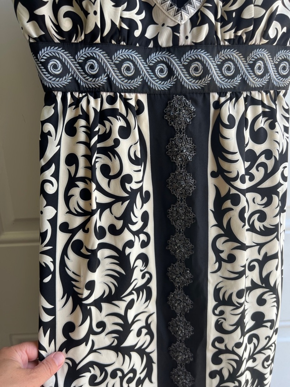 Nicole Miller Black and Cream Silk Midi Dress with Embroidered Band - Picture 6 of 9